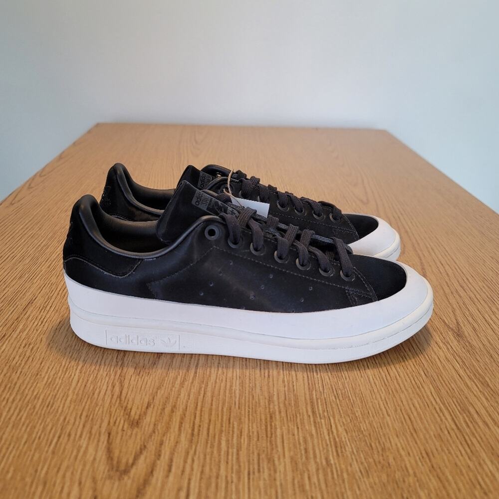 Adidas women's Stan Smith sz 6.5